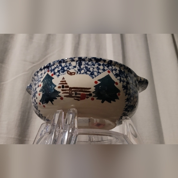 Folk Craft - Spongewear - Tien Shan - Cabin in the Snow - 12 " Covered Crock - Picture 3 of 10
